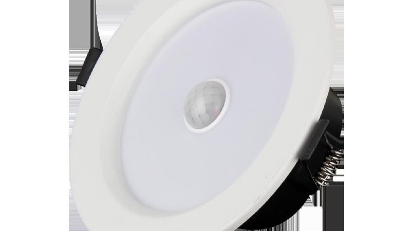 成都办公楼照明设计规范：关键要点与合规指南